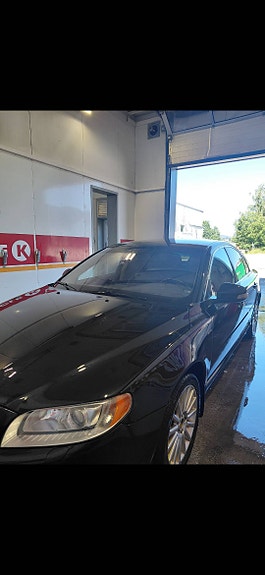 Volvo S80 3 of 5