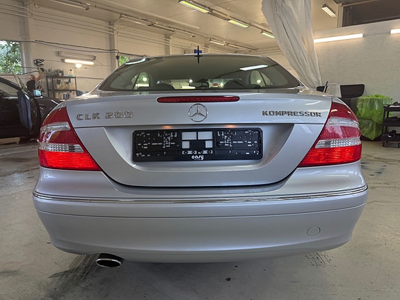 Mercedes-Benz CLK200 5 of 28