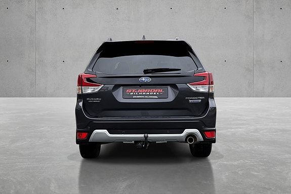 Subaru Forester 4 of 5