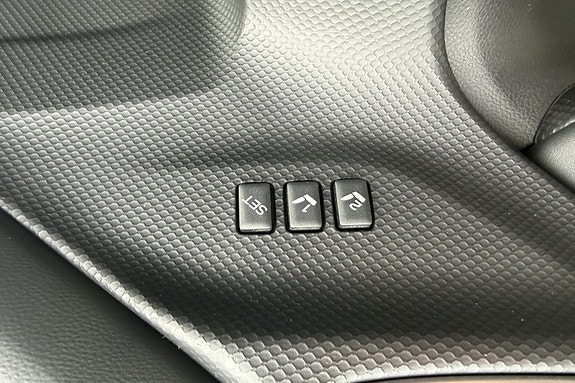 Subaru Forester 23 of 29