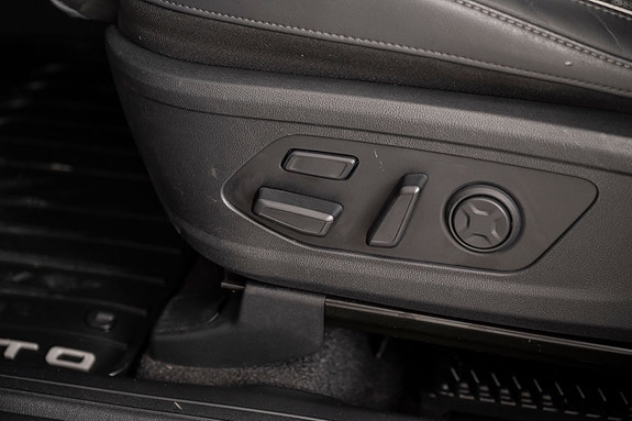 Kia Sorento 25 of 30