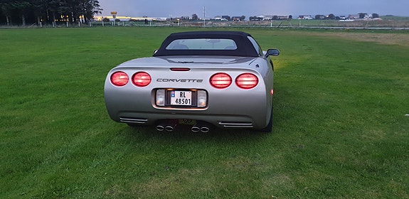 Chevrolet Corvette 9 of 30