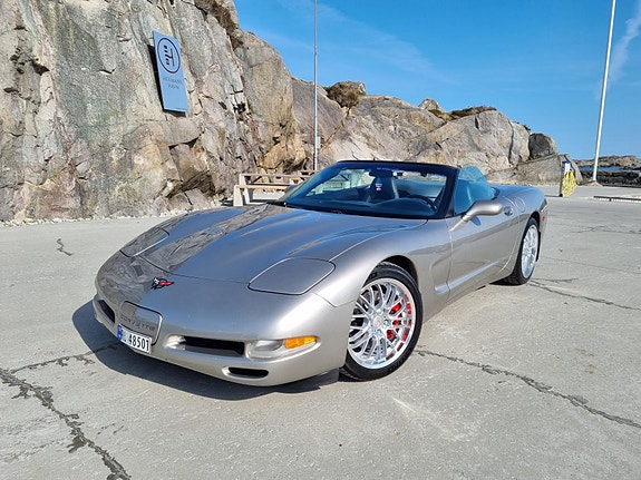 Chevrolet Corvette 6 of 30