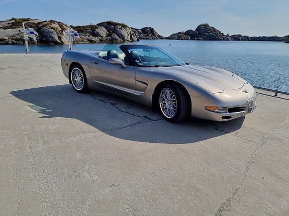 Chevrolet Corvette 7 of 30