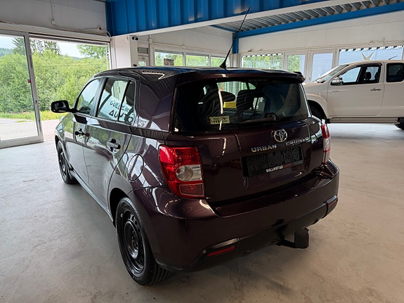 Toyota Urban Cruiser 4 of 5
