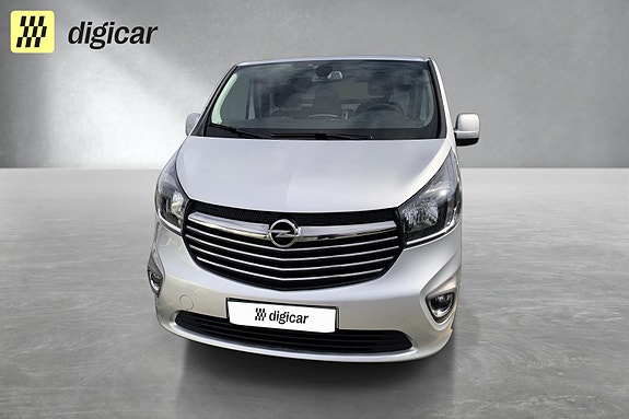 Opel Vivaro 3 of 5