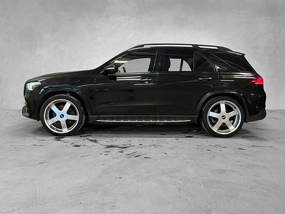 Mercedes-Benz GLE350 d 2 of 5