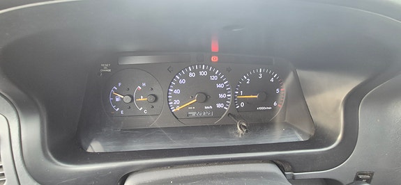 Toyota HiAce 11 of 15