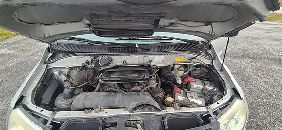 Toyota HiAce 14 of 15