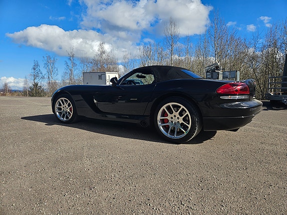 Dodge Viper 21 of 30