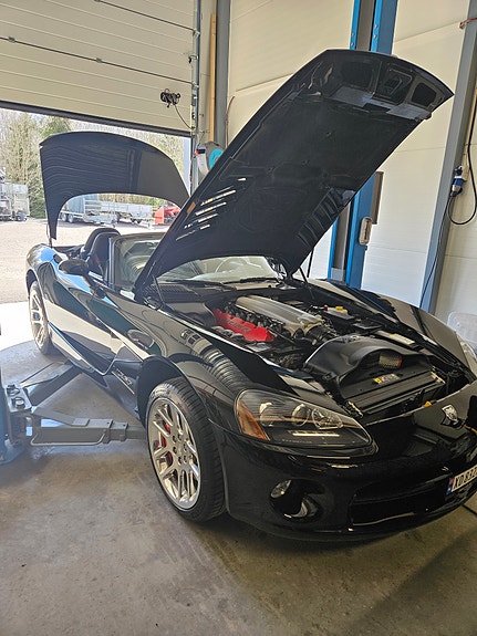 Dodge Viper 18 of 30