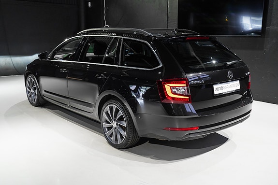 Skoda Octavia 4 of 5