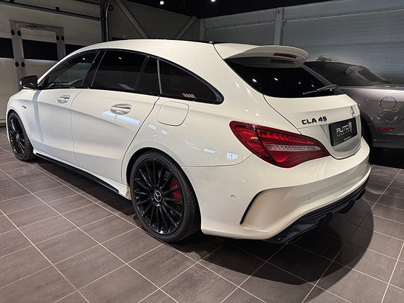 Mercedes-Benz CLA45 5 of 5