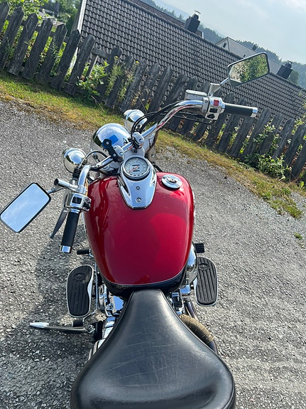 Yamaha XVS 650 Drag Star Classic 4 of 5
