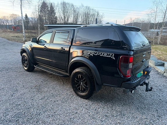 Ford Ranger Raptor 2 of 5