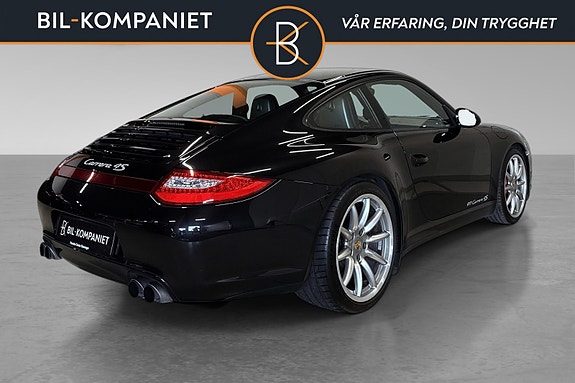 Porsche 911 3 of 5
