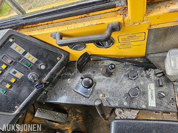 Volvo A 20 7 of 15