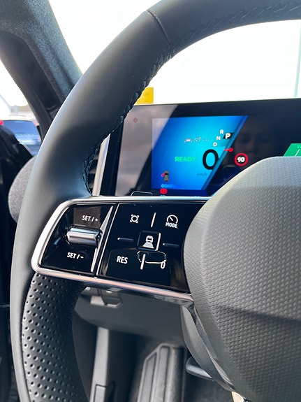 Renault Scenic E-Tech 11 of 12