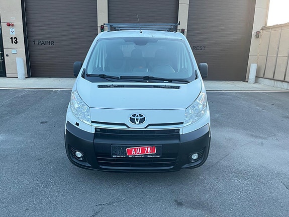 Toyota Proace 2 of 5