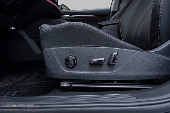 Skoda Enyaq 25 of 30