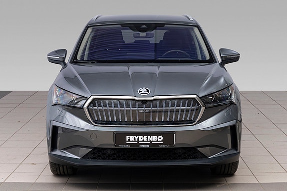 Skoda Enyaq 3 of 5