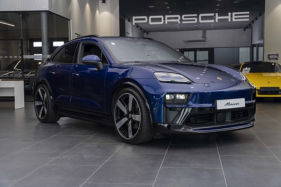 Porsche Macan 4 of 5