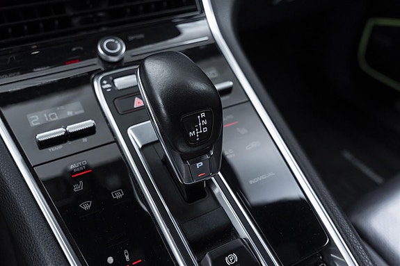 Porsche Panamera 24 of 30