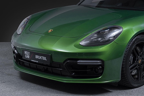Porsche Panamera 3 of 30