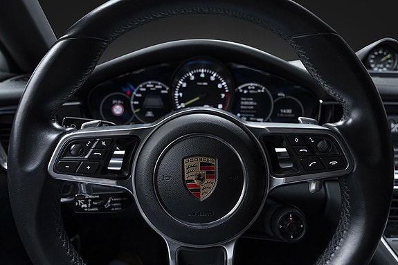 Porsche Panamera 13 of 30