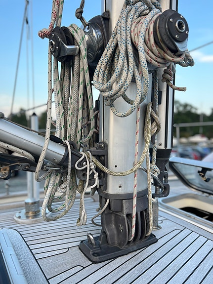 LANGTUR: Hallberg Rassy 382 - Teakdekk 2015 - Rigg 2013 – Godt utstyrt 28 of 30