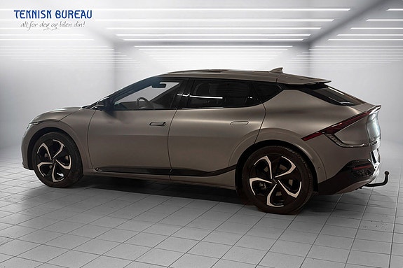 Kia EV6 4 of 5