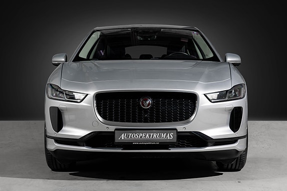 Jaguar I-PACE 3 of 5