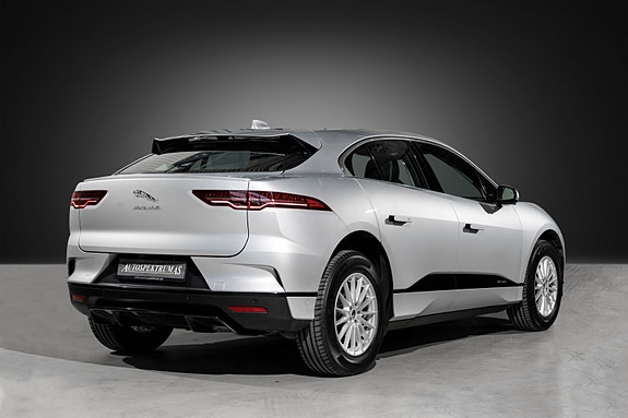 Jaguar I-PACE 5 of 5