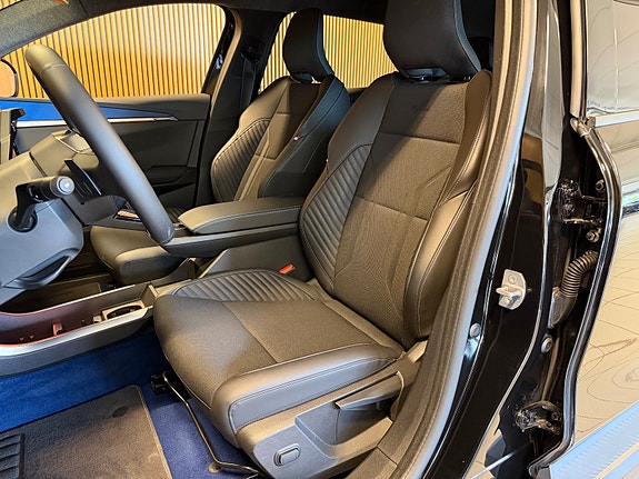 Renault Scenic E-Tech 14 of 26
