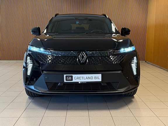 Renault Scenic E-Tech 4 of 26