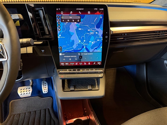 Renault Scenic E-Tech 16 of 26