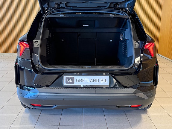 Renault Scenic E-Tech 9 of 26