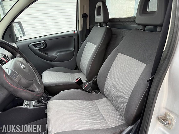 Opel Combo 15 of 30