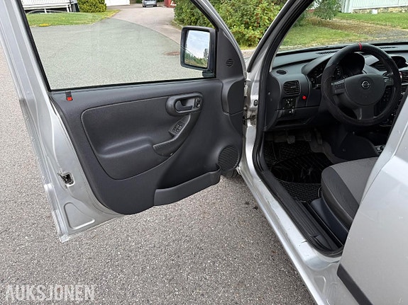 Opel Combo 14 of 30