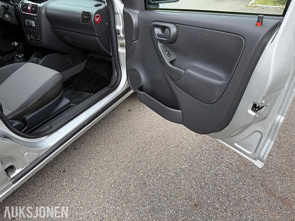 Opel Combo 28 of 30