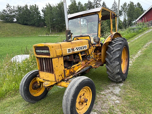 Volvo T 600 2 of 5