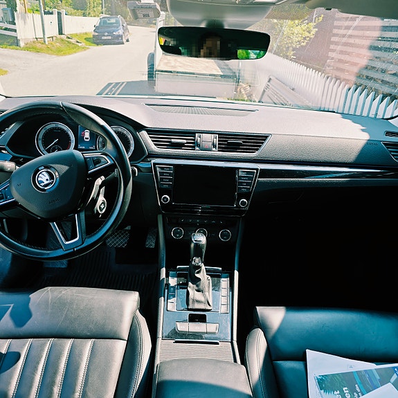 Skoda Superb 5 of 5