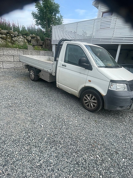 Volkswagen Transporter 2 of 5
