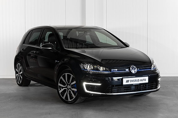 Volkswagen Golf VII 5 of 5