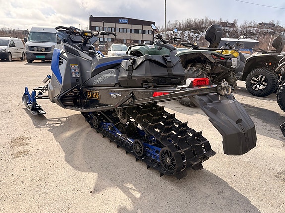 Polaris 850 Switchback Assault 3 of 8