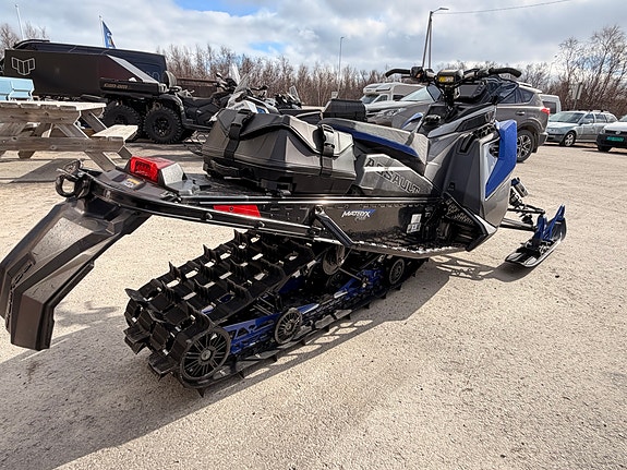 Polaris 850 Switchback Assault 4 of 8