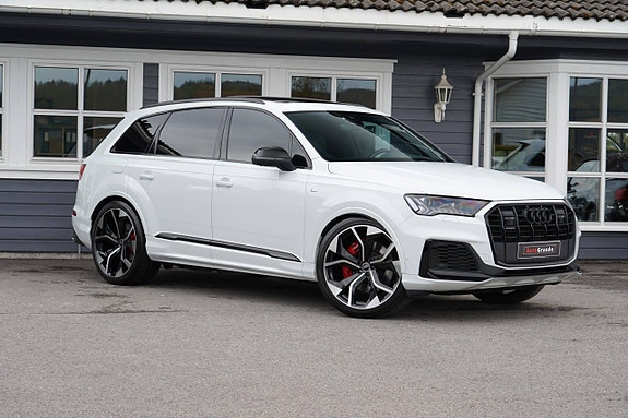 Audi Q7 3 of 5
