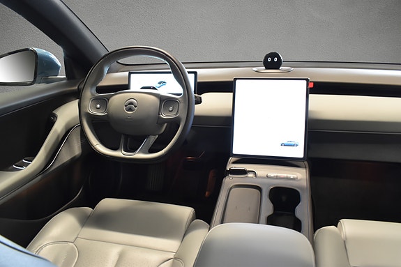 NIO ET5 15 of 30