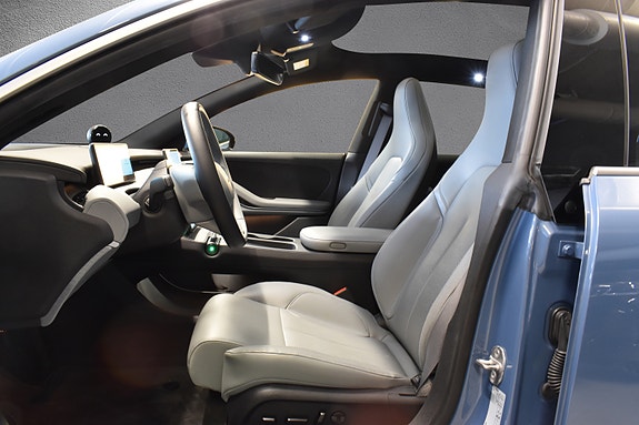 NIO ET5 18 of 30