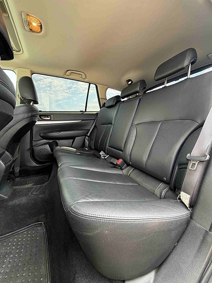 Subaru Outback 10 of 16
